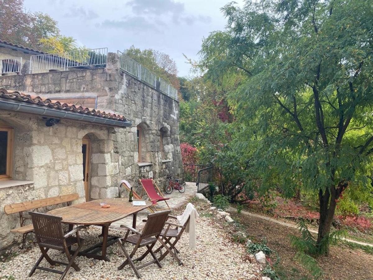Gite Les Cabanes De Fallot Pour 15 Personnes - Piscine Naturelle L'isle-Bouzon Bagian luar foto